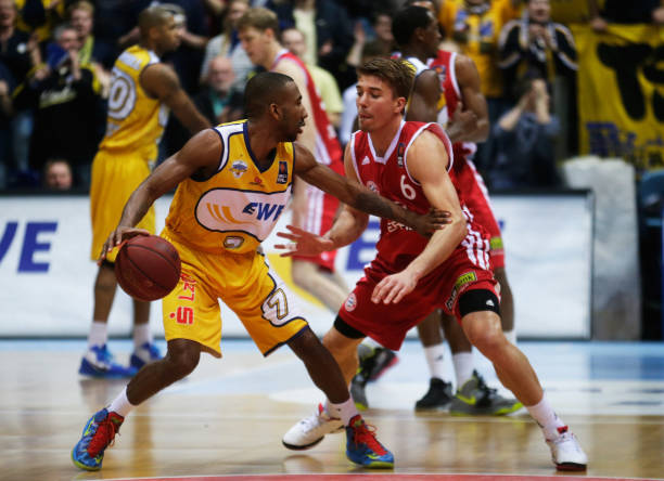 这种坚持和 这种坚持和