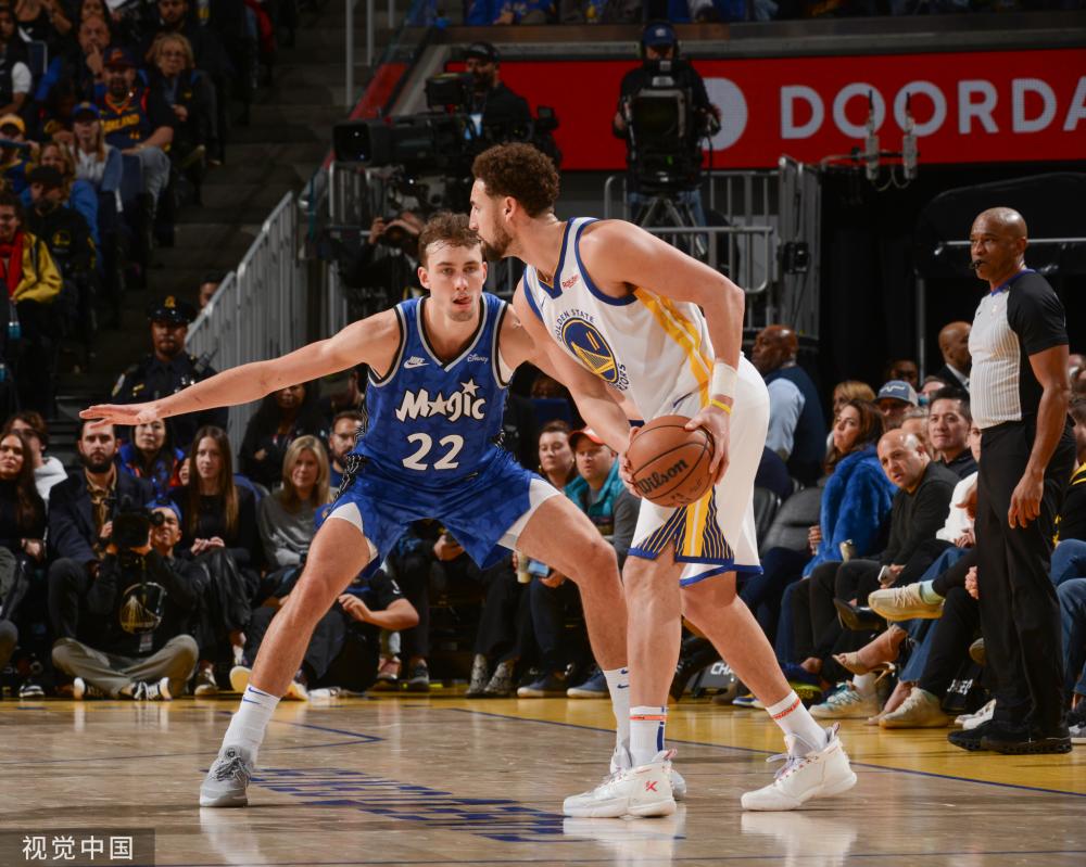 达阵传球 达阵传球