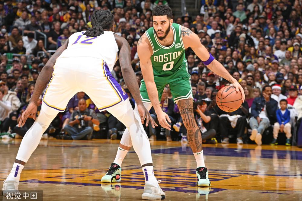 钦文和网球 钦文和网球